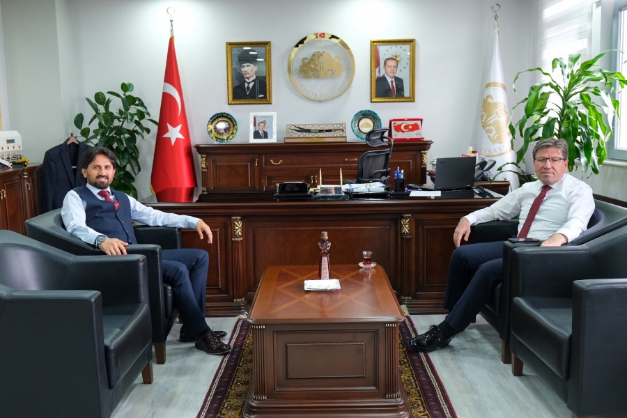 ''Ortaköy Belediye Başkanımız Sn Ali Rıza Özdemir, Genel Sekreterimiz Sn Yüksel Çelik’i makamında ziyaret etti.''
