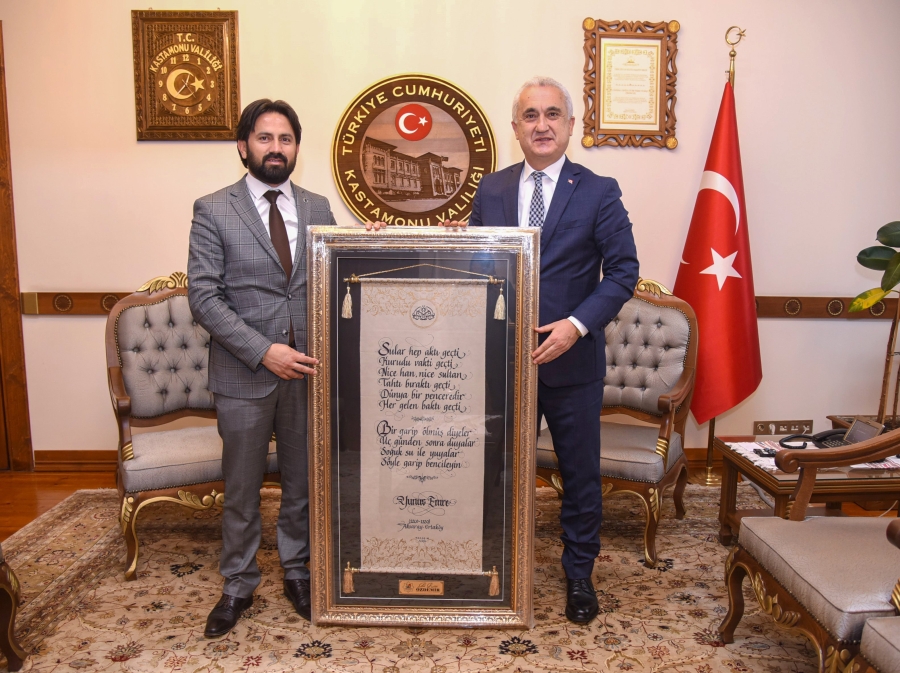 Ortaköy Belediye Başkanımız Sn. Ali Rıza ÖZDEMİR, Kastamonu Valisi Hemşehrimiz Sn. Avni ÇAKIR'ı makamında ziyaret etti.
