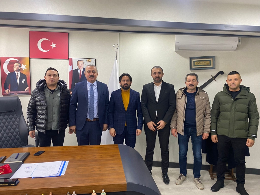Hizmet-İş Genel Başkan Yardımcısı Sn. Halil ÖZDEMİR, Ortaköy Belediye Başkanımız Sn. Ali Rıza ÖZDEMİR’i makamında ziyaret etti.