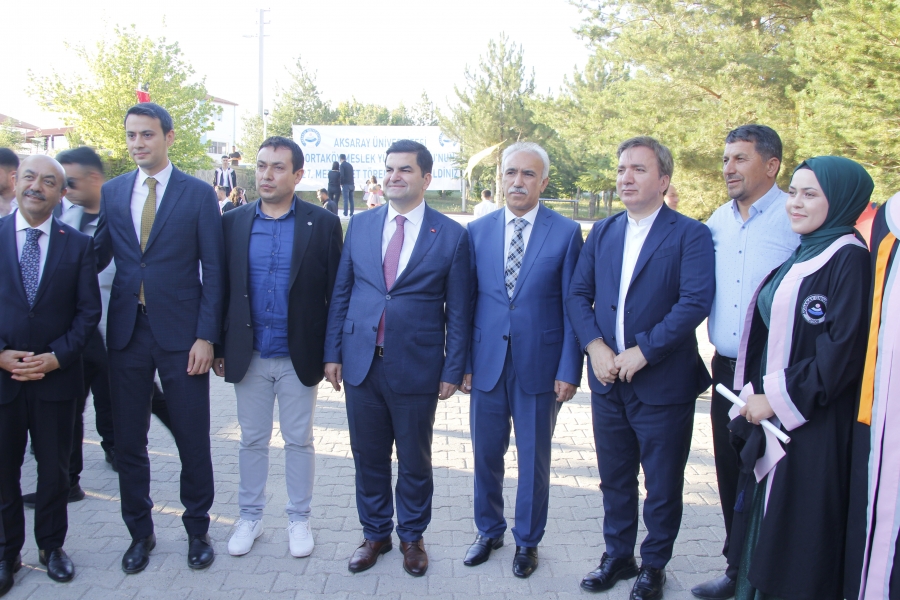 Belediye Başkan Vekilimiz Sn Lokman Cosgun Ortaköy Meslek Yüksekokulu'nda düzenlenen 'Mezuniyet Töreni'ne' katıldı.