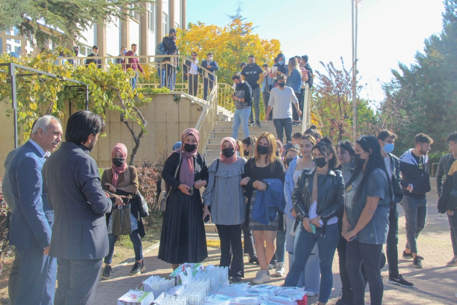 ''Başkan ÖZDEMİR Üniversite Öğrencileri ile Bir Araya Geldi''