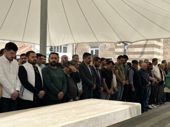 Belediye Başkanımız Ahmet Koyuncu Cuma Namazı Sonrası Cenaze Namazlarına Katıldı