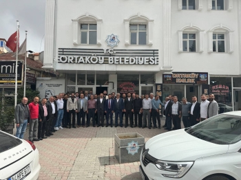 Milliyetçi Hareket Partisinden Belediye Başkanımız Ahmet Koyuncu'ya Hayırlı Olsun Ziyareti.