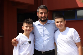 Belediye Başkanımız Ahmet Koyuncu, Maltepe Kapalı Spor Salonunda Ortaköy Gençlik ve Spor İlçe Müdürlüğü tarafından düzenlenen 2024 Yaz Spor Okulları’nın açılış programına katıldı.