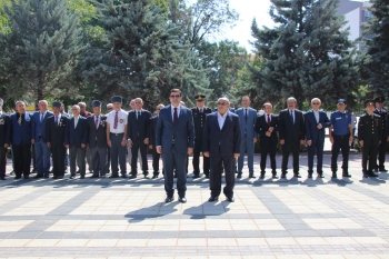 19 Eylül Gaziler Günü dolayısıyla ilçemiz Hükümet Konağı Meydan’ında tören düzenlendi.