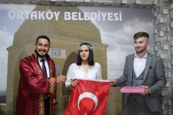 Belediye Başkanımız Ahmet KOYUNCU, İbrahim ÖZARK ve Fatmanur SAĞLAM çiftinin nikah akdini gerçekleştirdi.