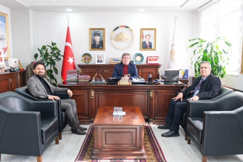 Ortaköy Belediye Başkanımız Sayın Ali Rıza ÖZDEMİR, Aksaray İl Özel İdaresi Genel Sekreterimiz Sn. Yüksel ÇELİK’i makamında ziyaret ettiler