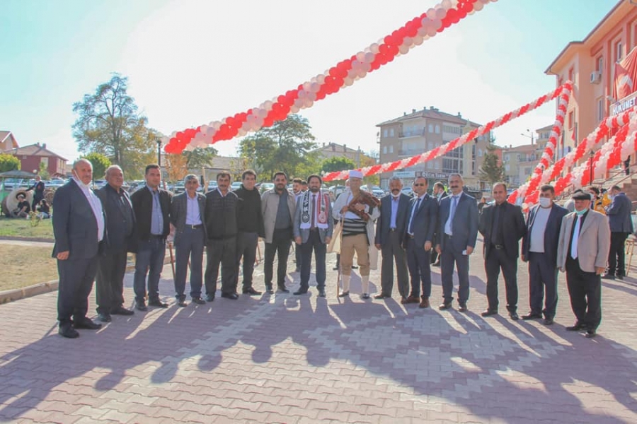 Ortaköy Belediye Başkanımız Sayın Ali Rıza ÖZDEMİR, bu yıl ilki gerçekleştirilen Ağaçören Ceviz Festivaline katıldı.