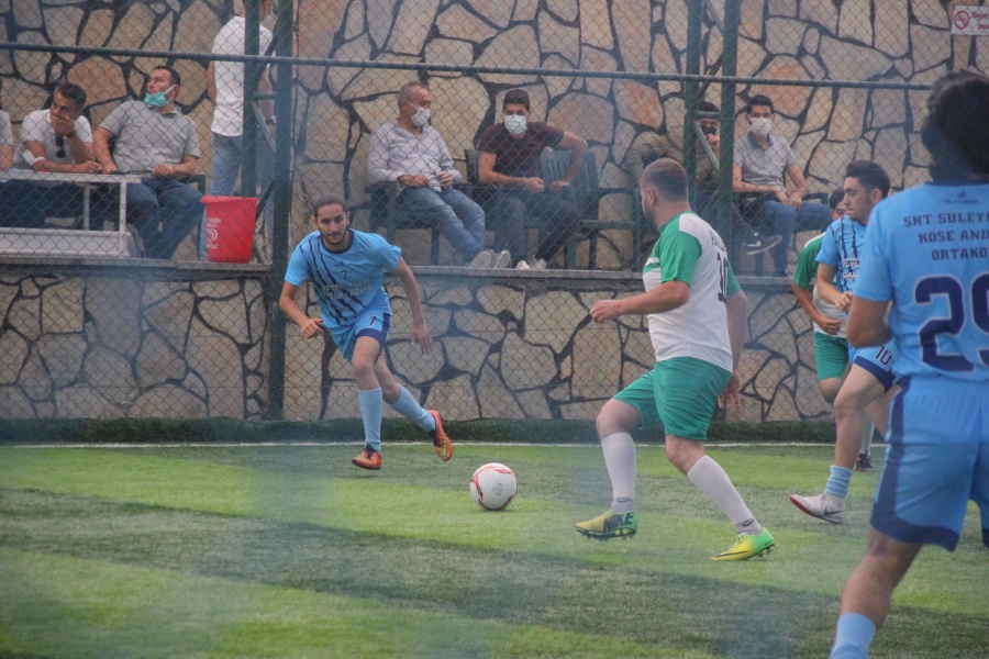 Ortaköy Belediyesi Halı Saha Futbol Turnuvası Belediye Başkanımız Sn. Ali Rıza ÖZDEMİR'in santrası ile başladı.